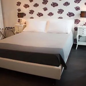 Terme Di Traiano Bed and breakfast